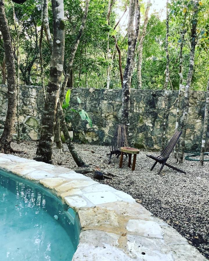 Escarabajo Rojo Bed & Breakfast Tulum Eksteriør bilde