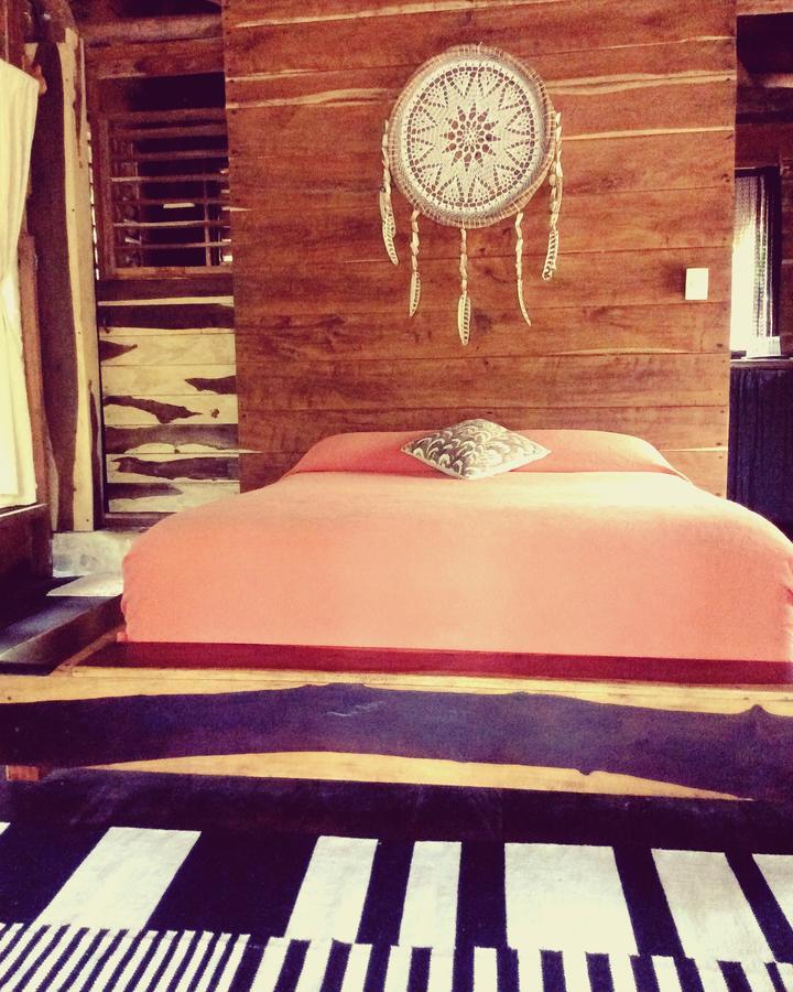 Escarabajo Rojo Bed & Breakfast Tulum Eksteriør bilde
