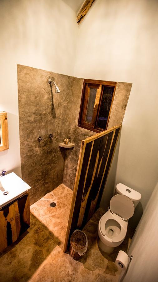 Escarabajo Rojo Bed & Breakfast Tulum Eksteriør bilde