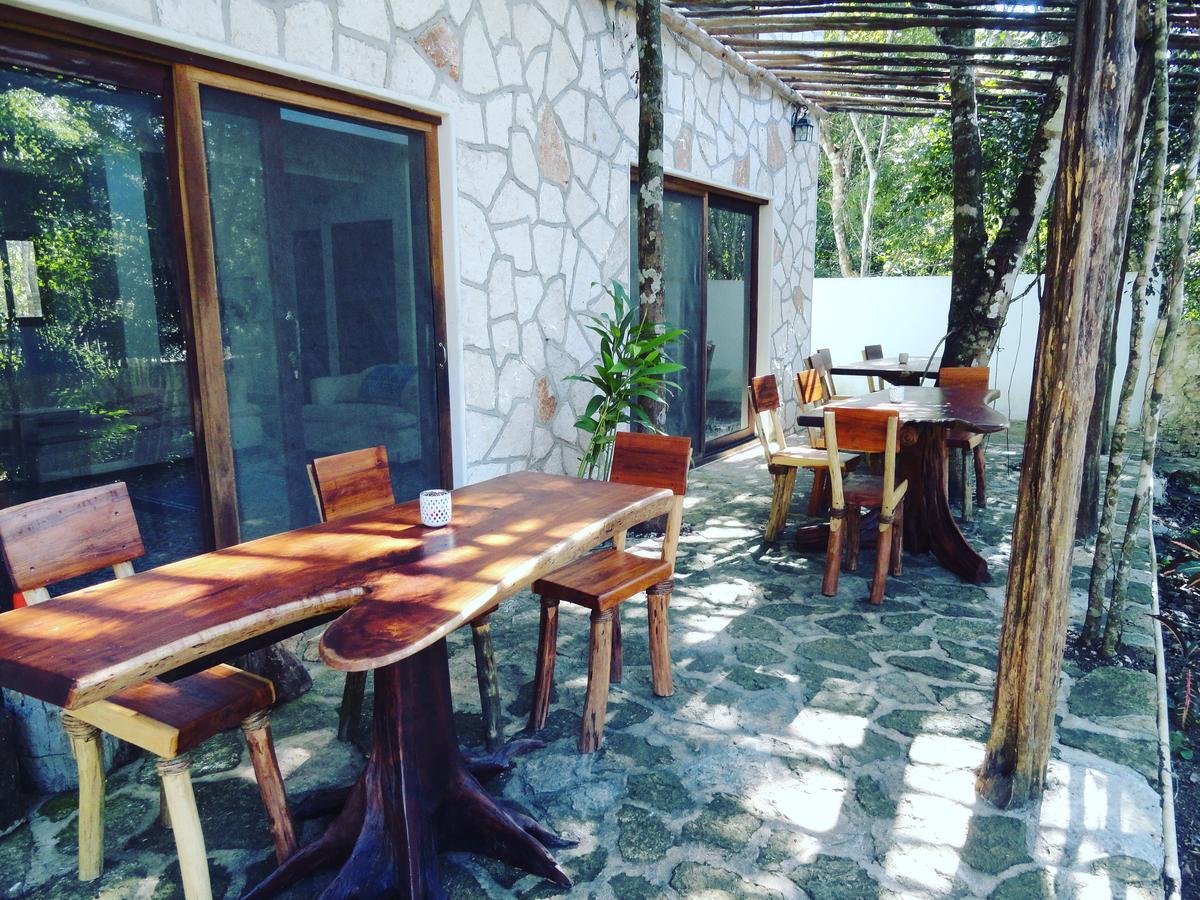 Escarabajo Rojo Bed & Breakfast Tulum Eksteriør bilde